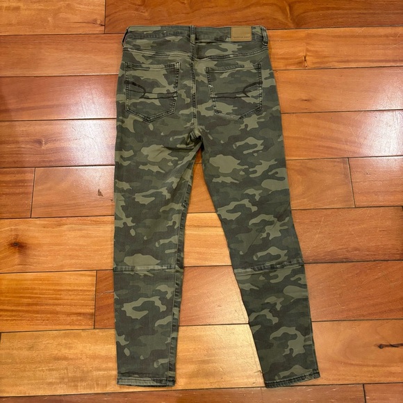 Camo Print Skinny Jeans - Picture 2 of 4